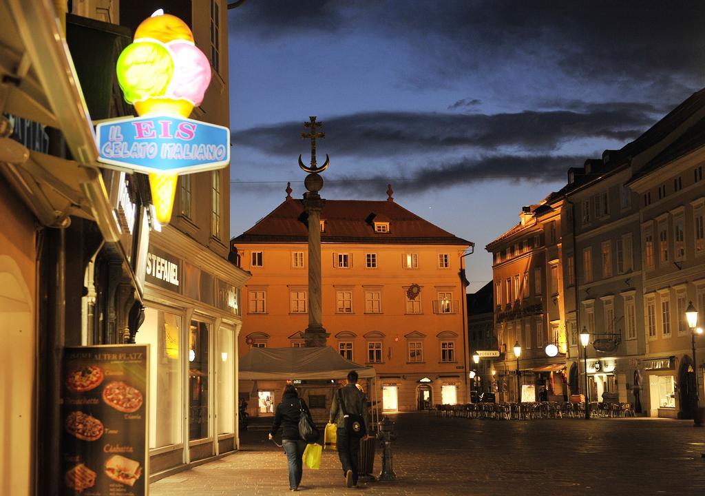 Hotel Geyer Klagenfurt am Woerthersee ภายนอก รูปภาพ