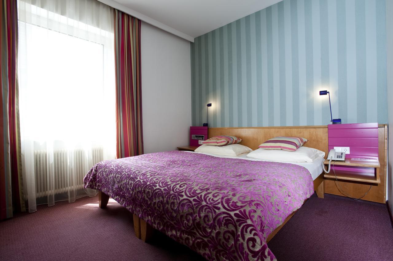 Hotel Geyer Klagenfurt am Woerthersee ภายนอก รูปภาพ