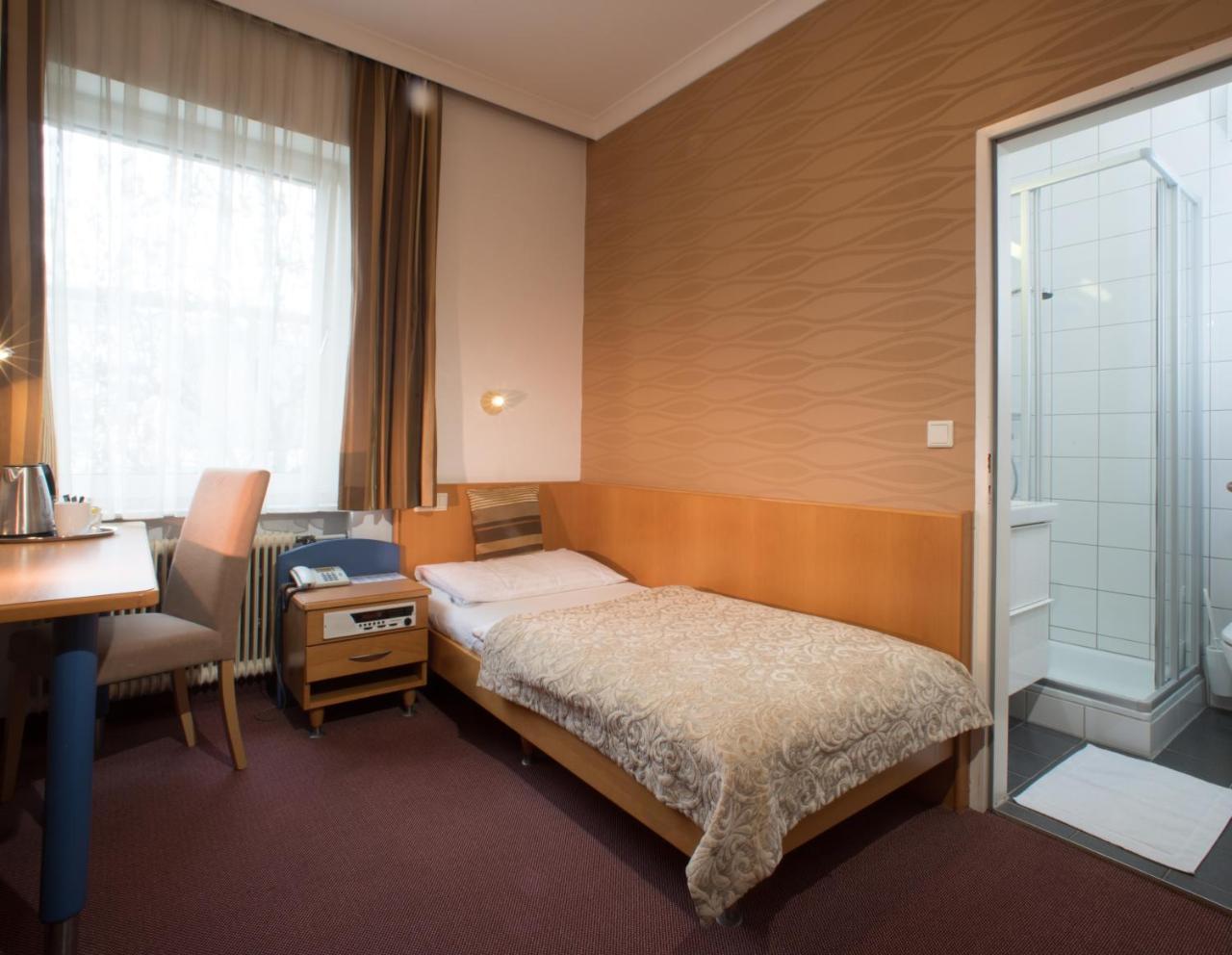 Hotel Geyer Klagenfurt am Woerthersee ภายนอก รูปภาพ