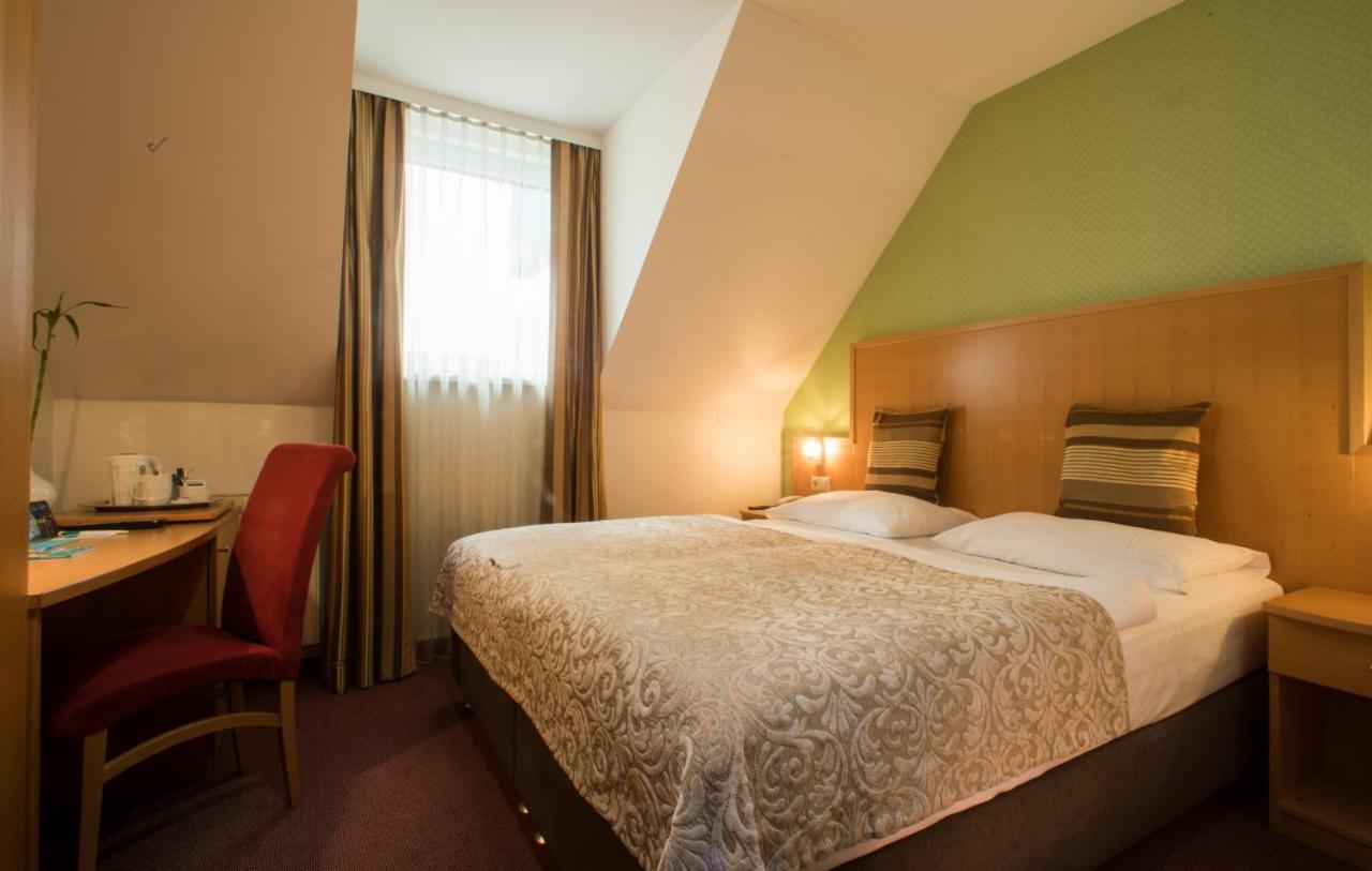 Hotel Geyer Klagenfurt am Woerthersee ภายนอก รูปภาพ